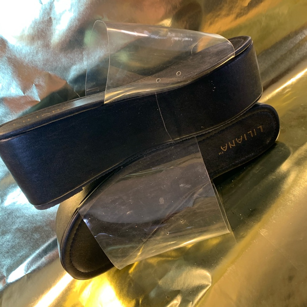 Clear Slides with Black Platform